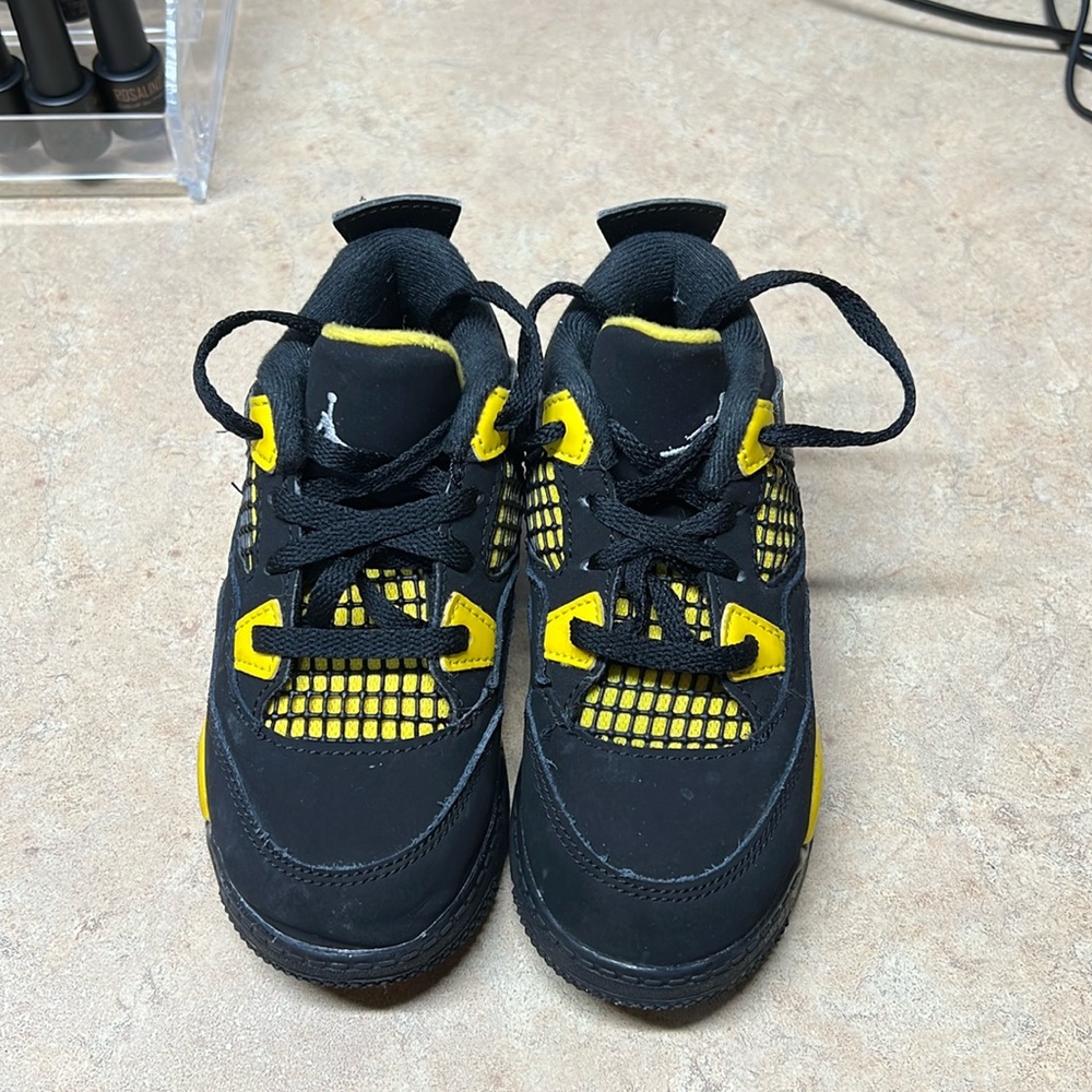 COPY - Jordan thunder